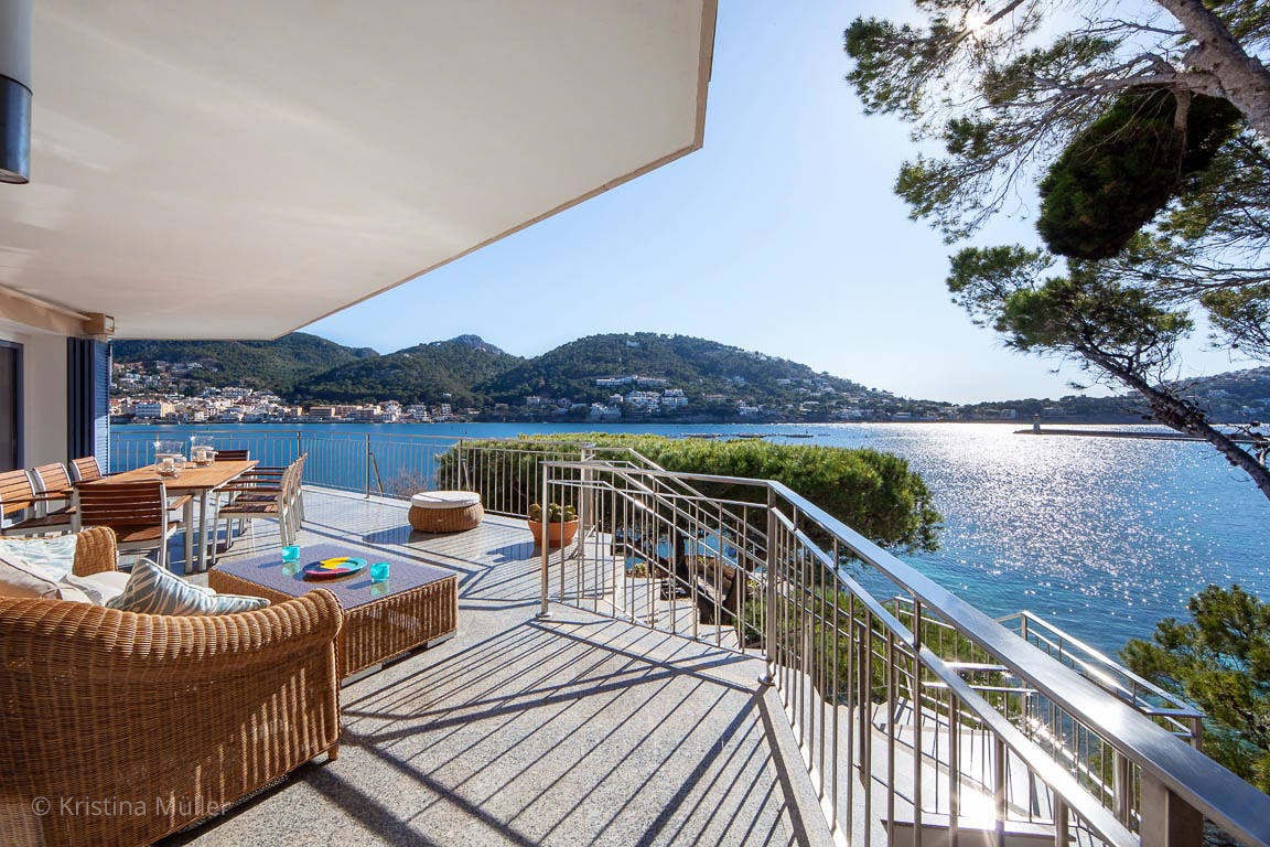 Attention boat lovers: Villa with private mooring in first sea line directly at the Puerto de Andratx